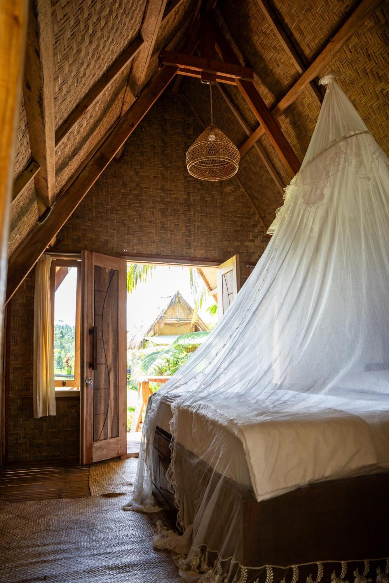 טטבאטו Girang Rinjani Bungalows מראה חיצוני תמונה