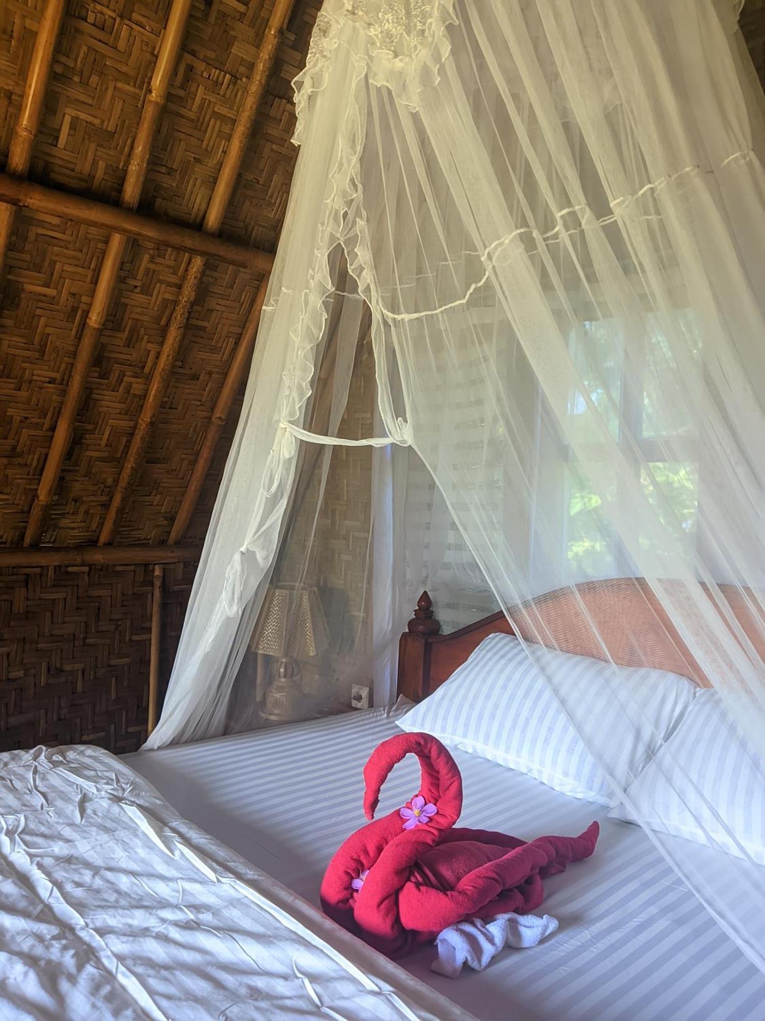 טטבאטו Girang Rinjani Bungalows חדר תמונה