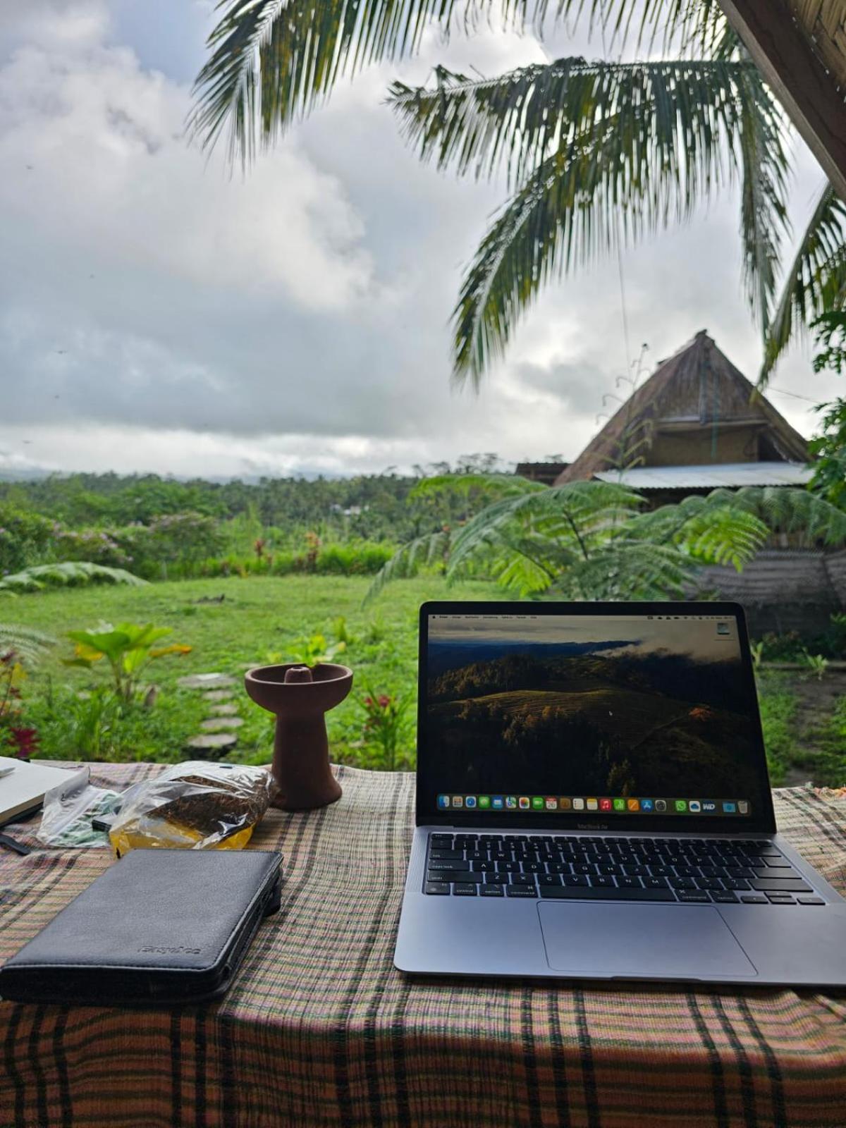 טטבאטו Girang Rinjani Bungalows מראה חיצוני תמונה