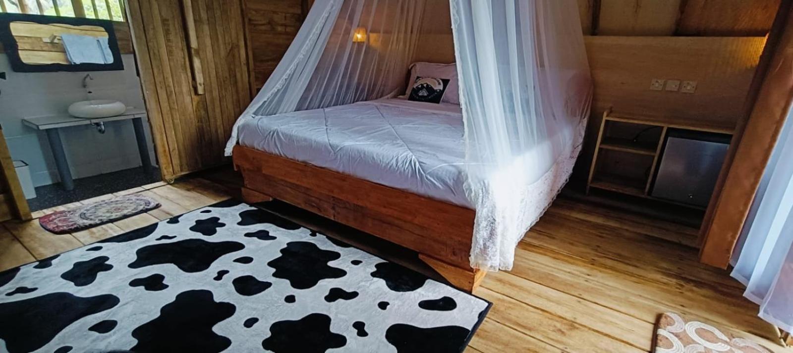 טטבאטו Girang Rinjani Bungalows מראה חיצוני תמונה